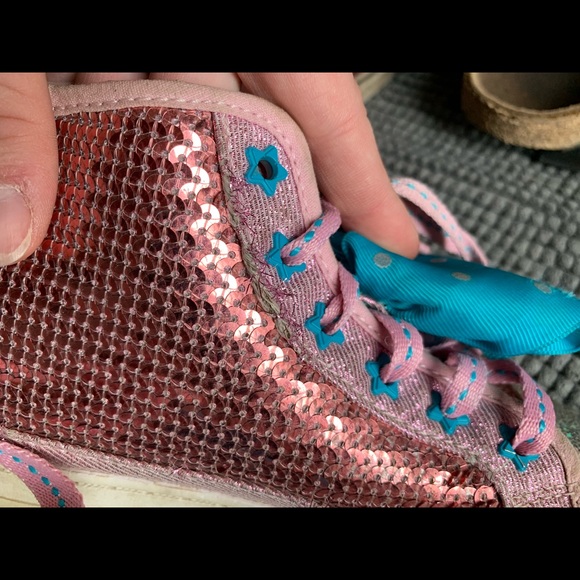 !2 for 1! Size 11 toddler Jojo Siwa running shoes - Picture 9 of 9